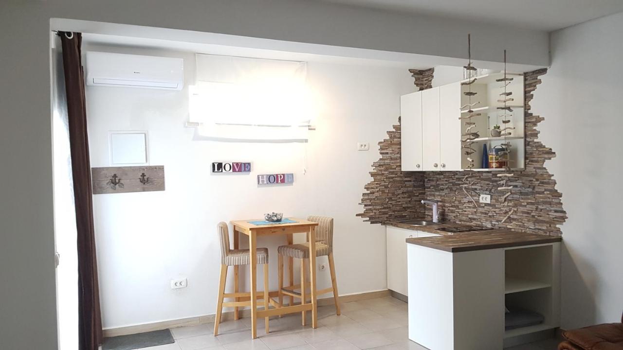 Hamo Apartments & Soba Lumbarda Zewnętrze zdjęcie